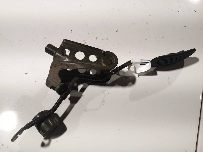 Toyota Yaris 2000 Акселератор (газа) педаль электронная