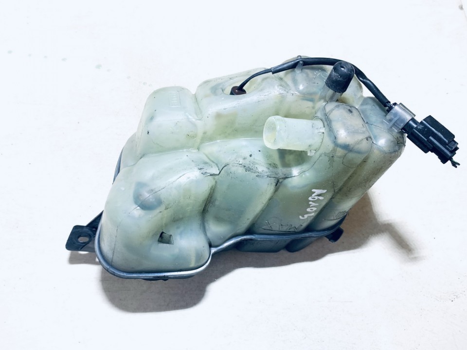 6G918K218D2L4A Volvo V70 2008 Expansion Tank coolant (RADIATOR EXPANSION TANK BOTTLE ) - Thumbnail 3