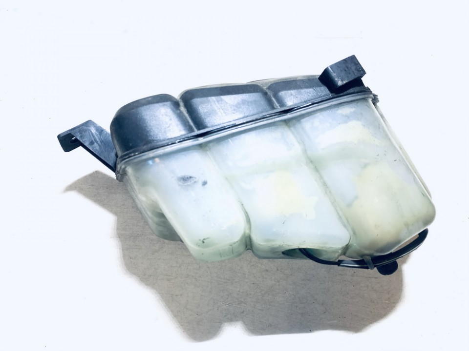6G918K218D2L4A Volvo V70 2008 Expansion Tank coolant (RADIATOR EXPANSION TANK BOTTLE ) - Thumbnail 2