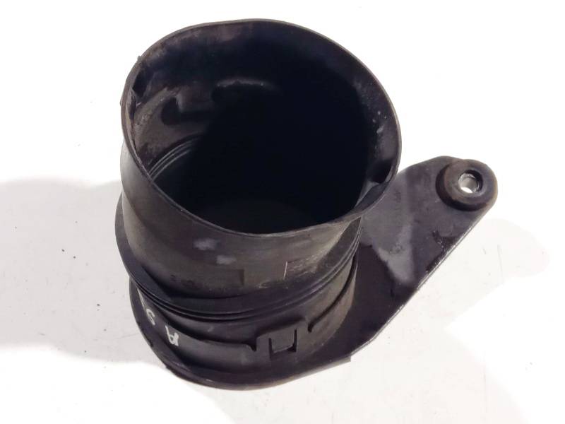 1371752101602 BMW 5-Series 2006 Oro slanga