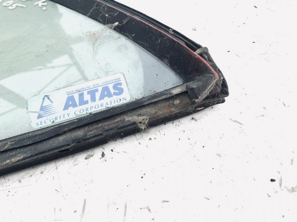 Mercedes-Benz C-CLASS 1995 Quarter glass - REAR RIGHT - Thumbnail 3