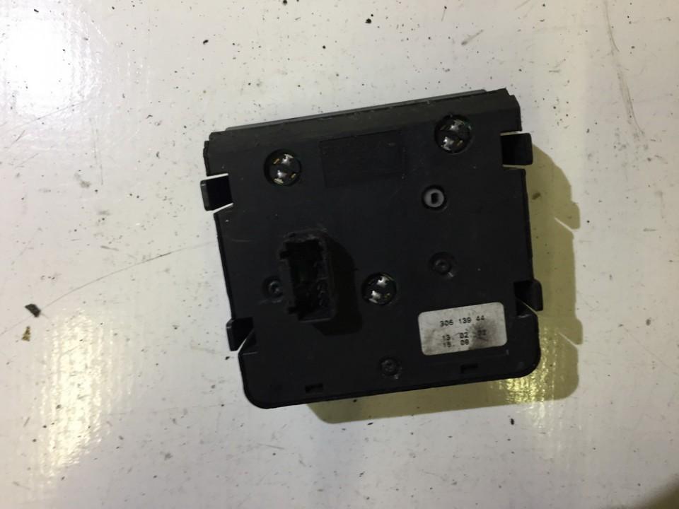 Volvo V40 2002 Jungiklis sviesu ijungimo - Thumbnail 2