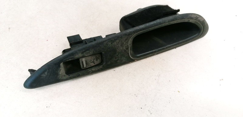 25411AV600 Nissan Primera 2003 Interrupteur de Lève vitre