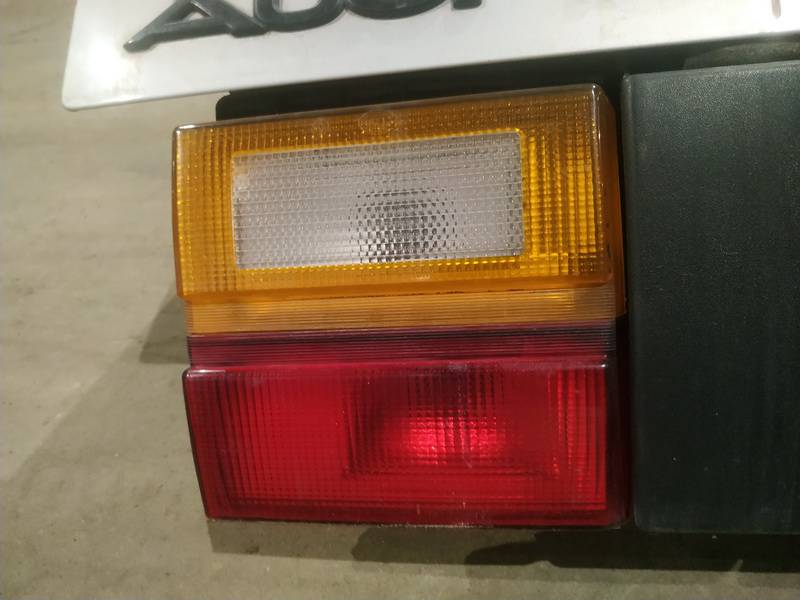 Audi 100 1985 Фонарь задний внутренний левый - Thumbnail 2