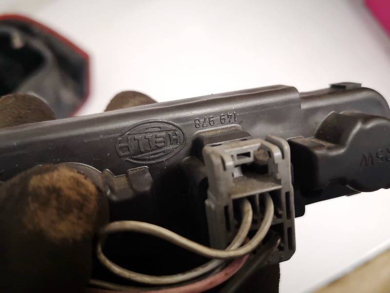 149978 Volvo S80 2000 Tailight Bulb Holder (Lamp Carrier) - Thumbnail 3