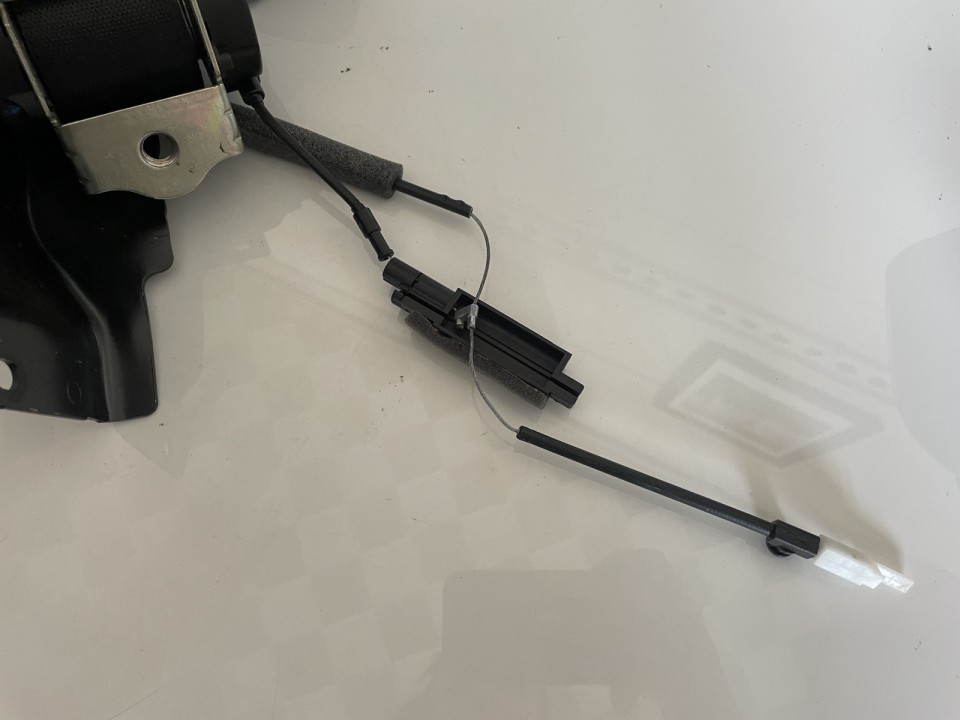 F13242330 Opel Zafira 2008 Seat belt - REAR MIDDLE - Thumbnail 3