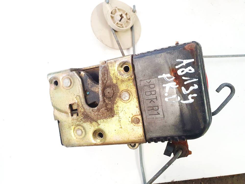 Peugeot 406 1999 Door Lock Mechanism - FRONT RIGHT