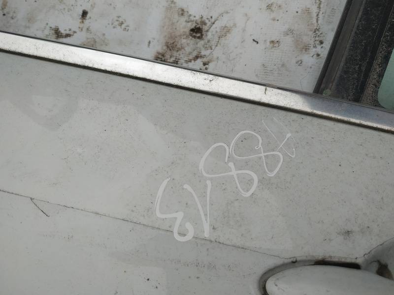 BALTOS Renault Laguna 2008 Durvis - AIZMUGURE PA KREISI - Thumbnail 3