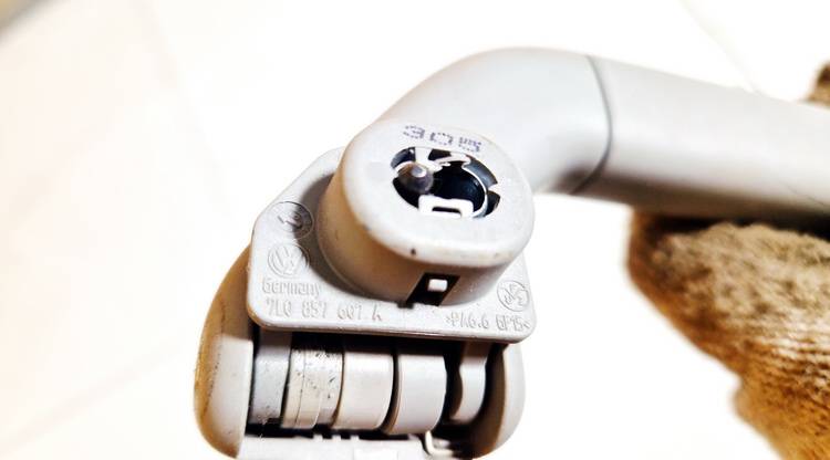 7L0857607A Volkswagen Touareg 2004 Grab Handle - FRONT LEFT - Thumbnail 3