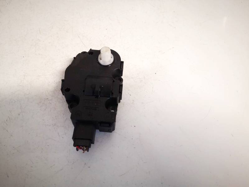 412650750 Mercedes-Benz E-CLASS 2013 Peciuko sklendes varikliukas - Thumbnail 3