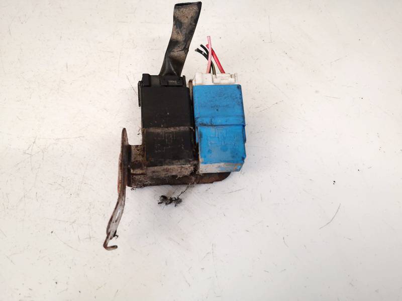 252309F920 Nissan Primera 2003 RELÉ PARA AUTOMÓVIL