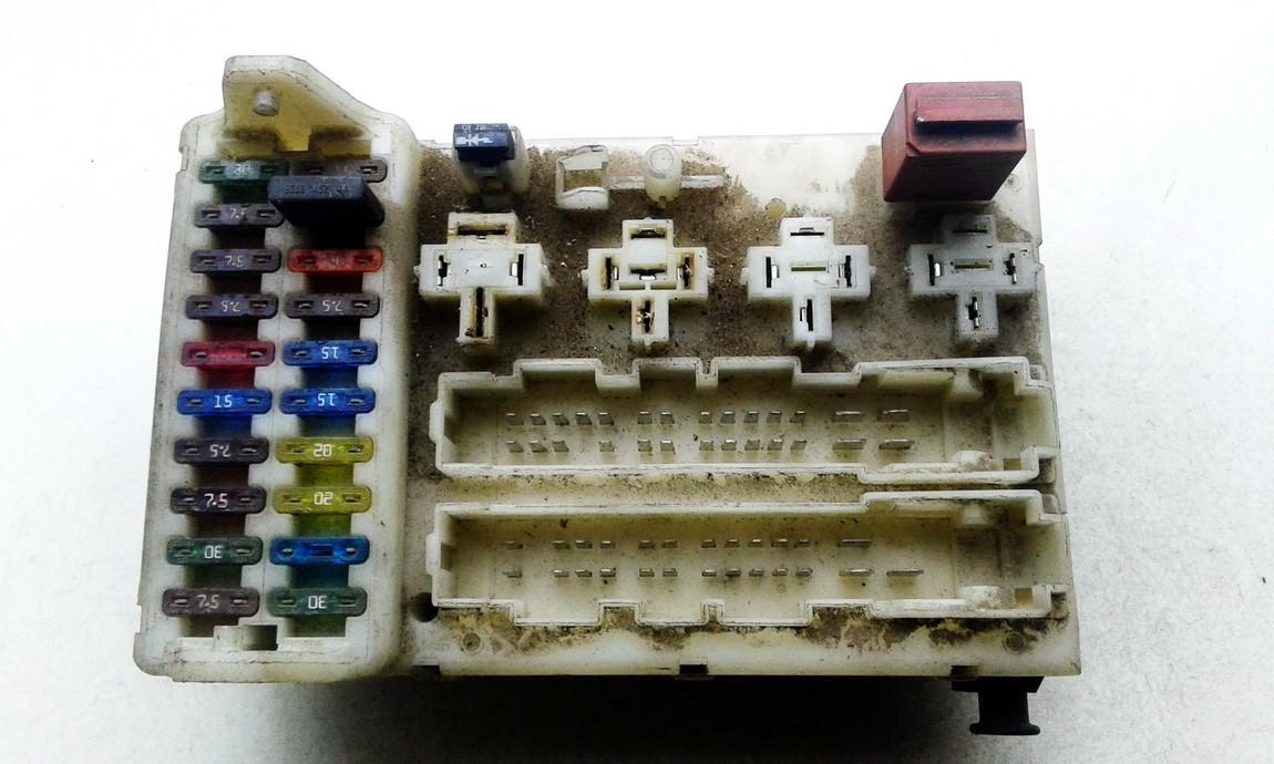 93BG14K150AD Ford Mondeo 1999 Fuse box
