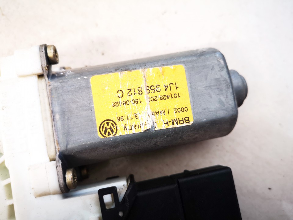 1J4959812C Volkswagen Golf 1999 Window Motor - REAR RIGHT - Thumbnail 3