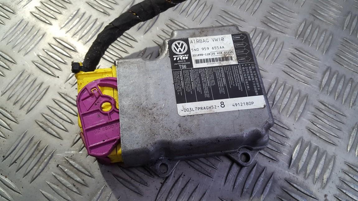 5N0959655AA Volkswagen Passat 2011 Airbag crash sensors module