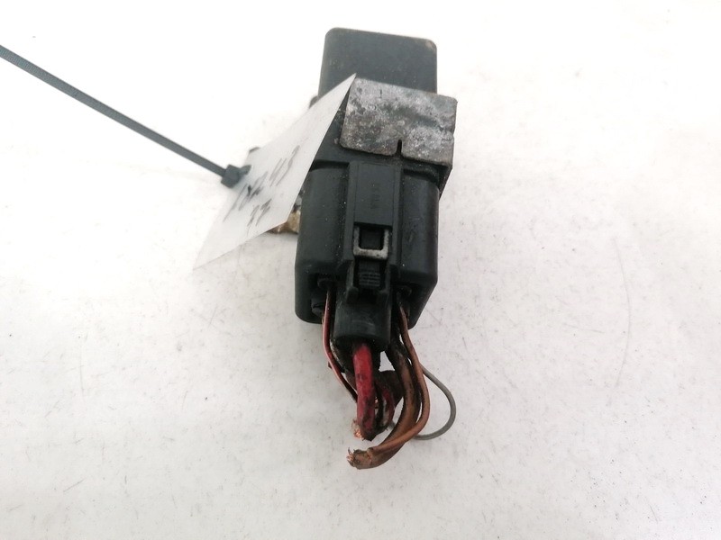 7M5919506 YM218C616AA Glow plug relay Ford Galaxy 2001 1.9L