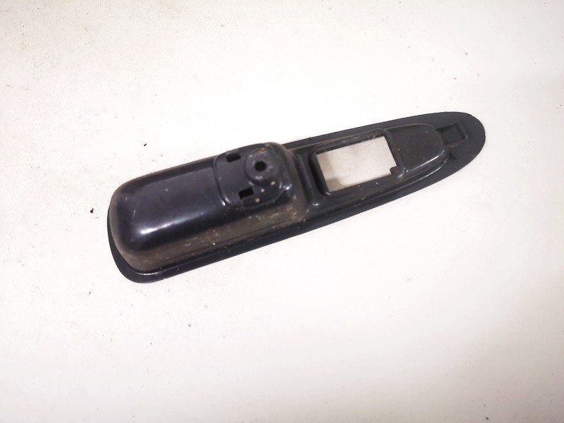 821425 Volvo S40 1997 Stiklo valdymo mygtuku apdaila - Thumbnail 2