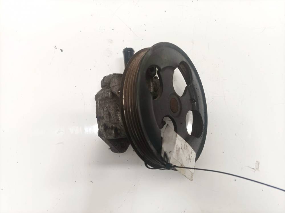 Mitsubishi Carisma 1998 Pump assembly - Power steering pump