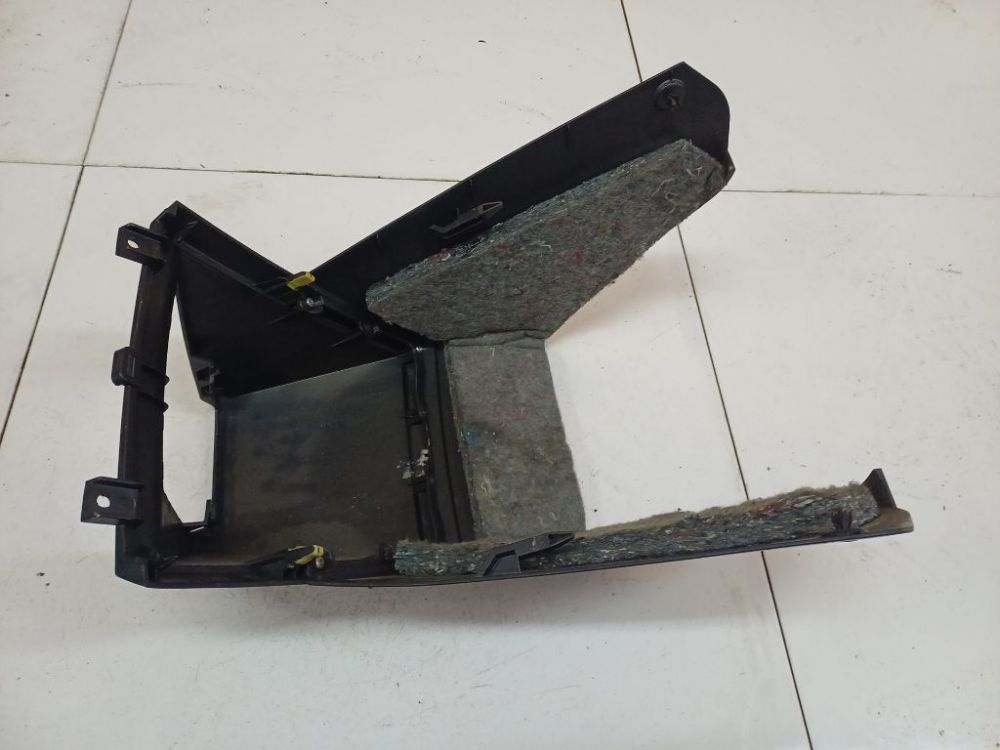 554320F030 Toyota Corolla Verso 2005 Salona apdare (plastmasas) - Thumbnail 3