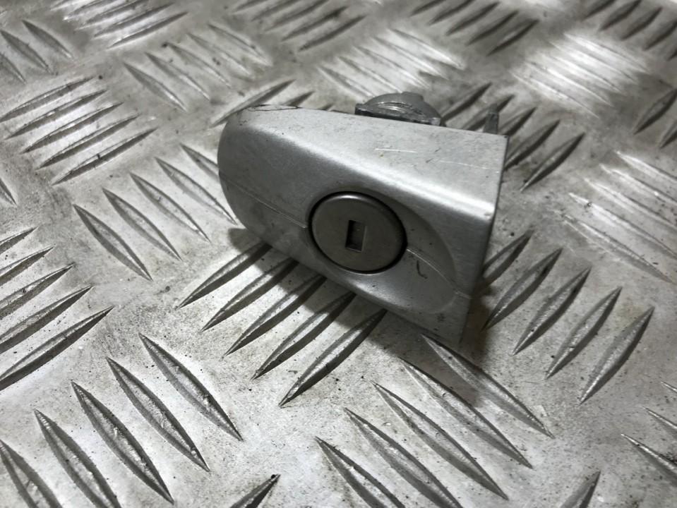 3M5AR21990AE Ford C-MAX 2004 Barillet porte avant