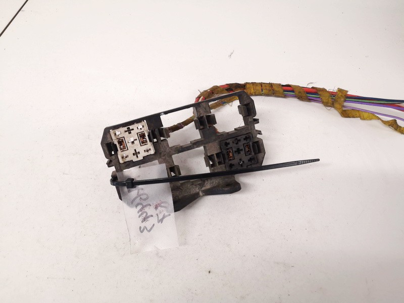 4A0937503 Audi 100 1993 Jungtis (fiske)