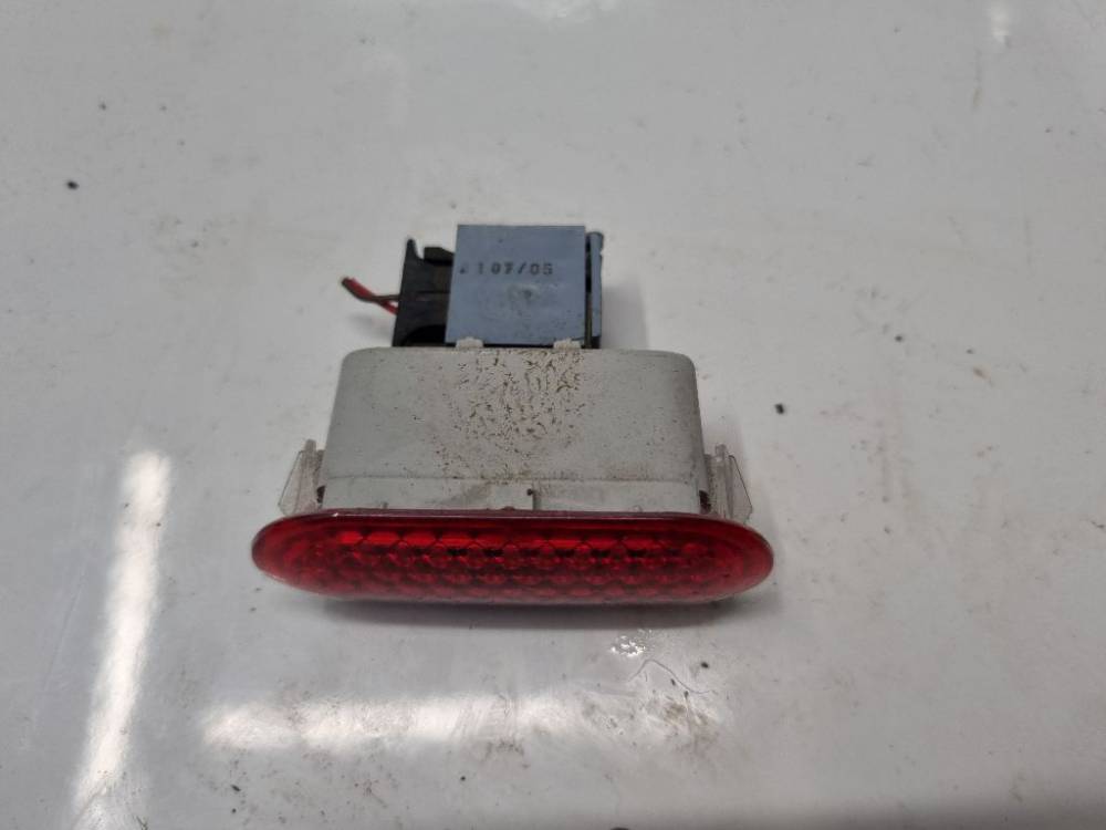 1J0947411B Skoda Octavia 2005 Oświetlenie drzwi - PRZEDNIE PRAWE - Thumbnail 2