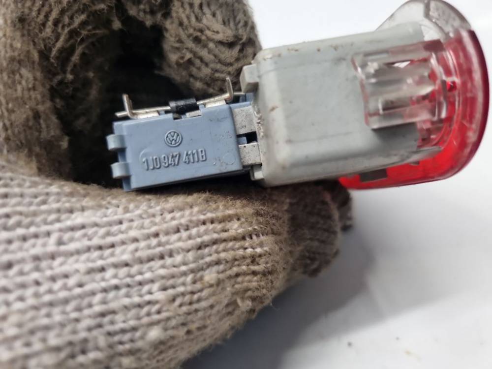 1J0947411B Skoda Octavia 2005 Oświetlenie drzwi - PRZEDNIE PRAWE - Thumbnail 4