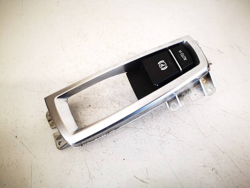 921759401 BMW 5-Series 2013 Кнопка фиксатора стояночного тормоза