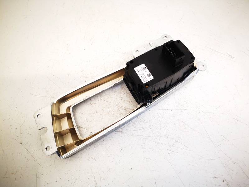 921759401 BMW 5-Series 2013 Rankinio stabdzio mygtukas - Thumbnail 2