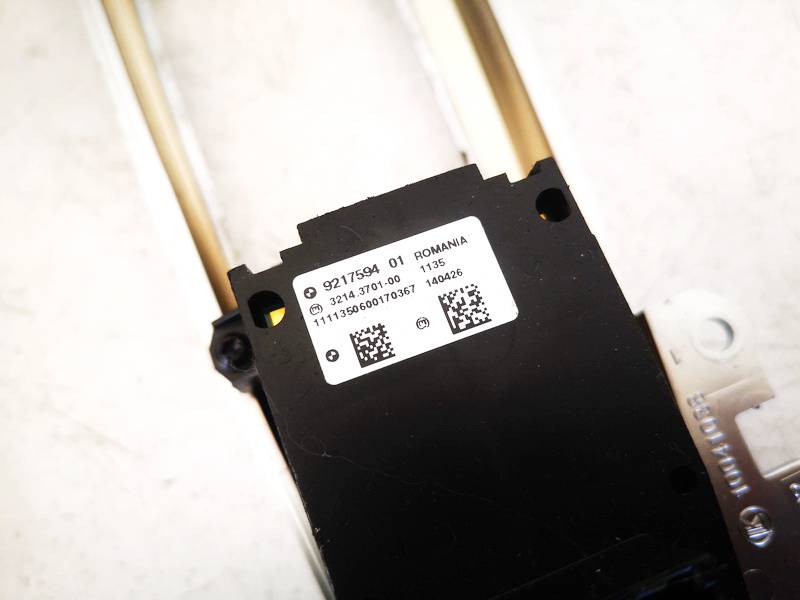 921759401 BMW 5-Series 2013 Rankinio stabdzio mygtukas - Thumbnail 3