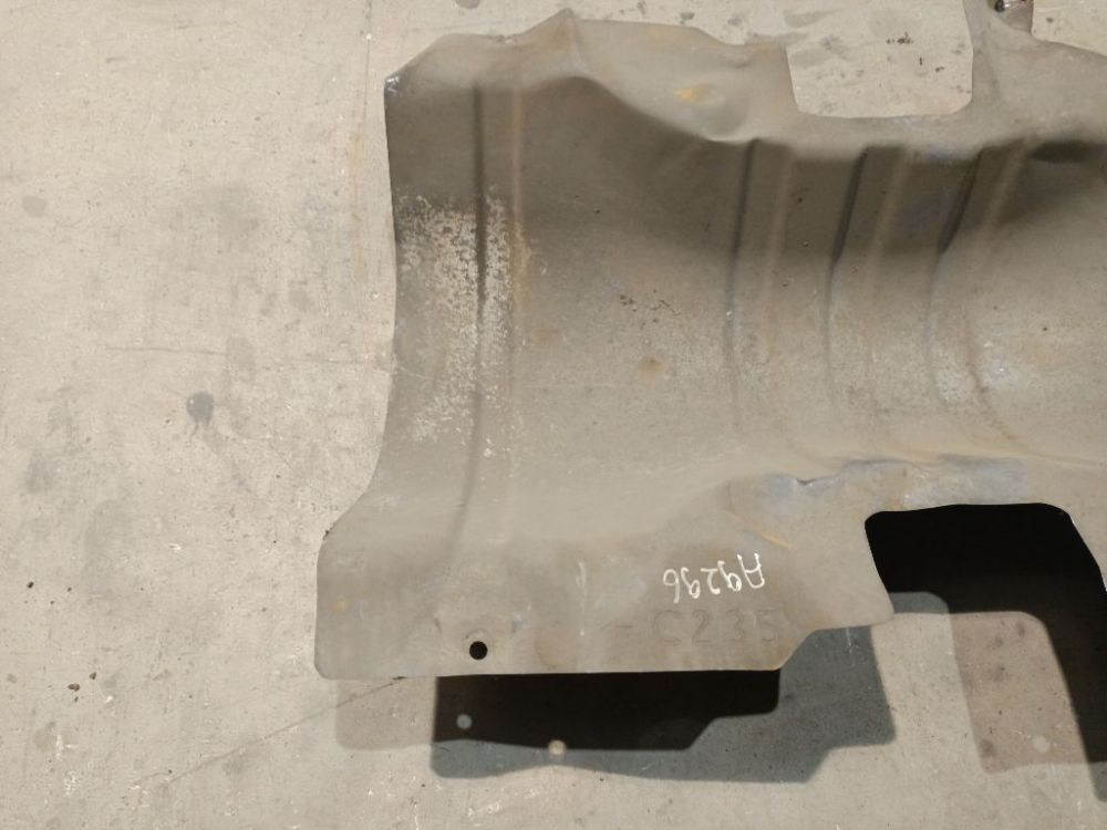 Mazda 5 2005 Duslintuvo karscio apsauga (Ismetimo termo izoliacija) - Thumbnail 2