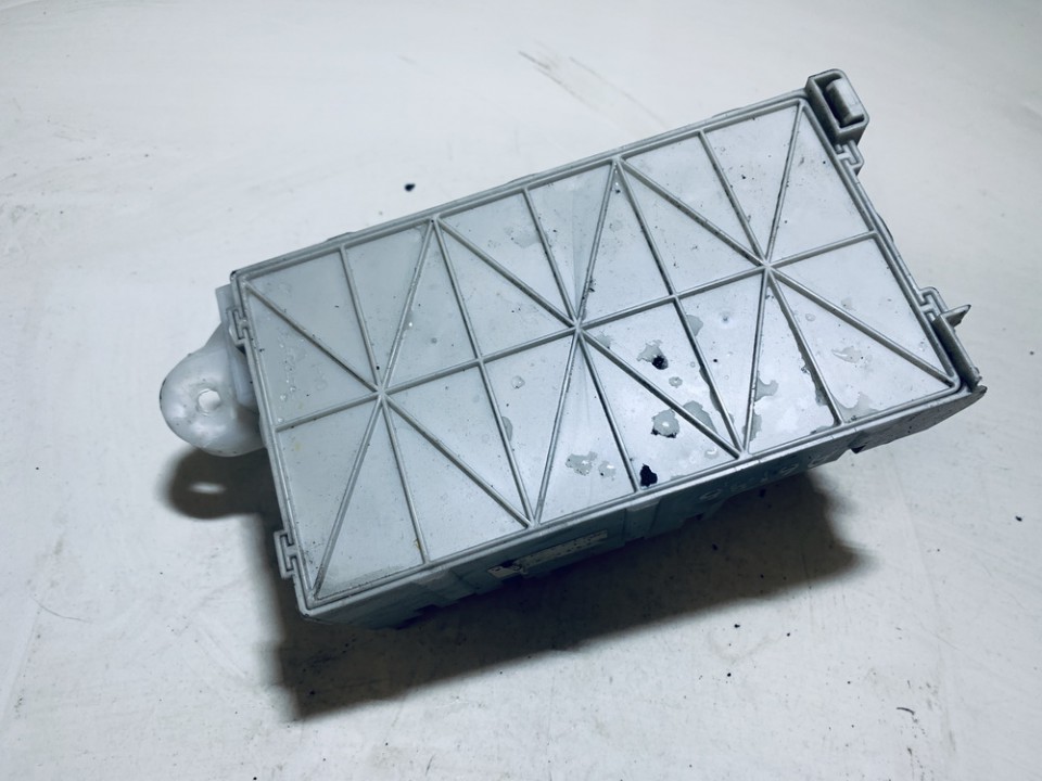 8273342080 Toyota RAV-4 2002 Sulakerasia - Thumbnail 3