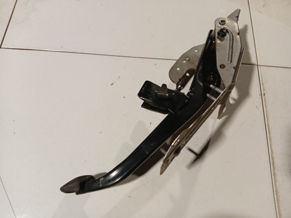 3M512467AR Ford C-MAX 2008 Pedał sprzęgła - Thumbnail 2