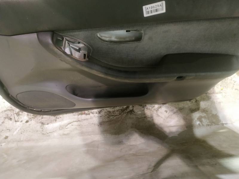 Subaru Legacy 1998 Türverkleidung - Vorne rechts