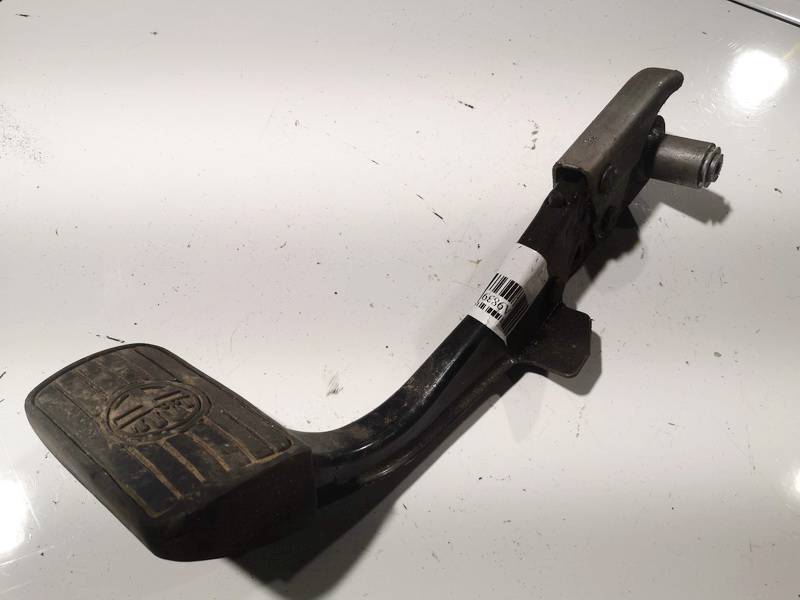 Alfa-Romeo 159 2007 Pedał hamulca