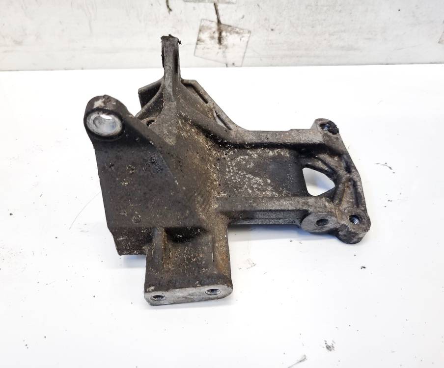 Subaru Forester 2000 Ātrumkārbas kronšteins - Thumbnail 2