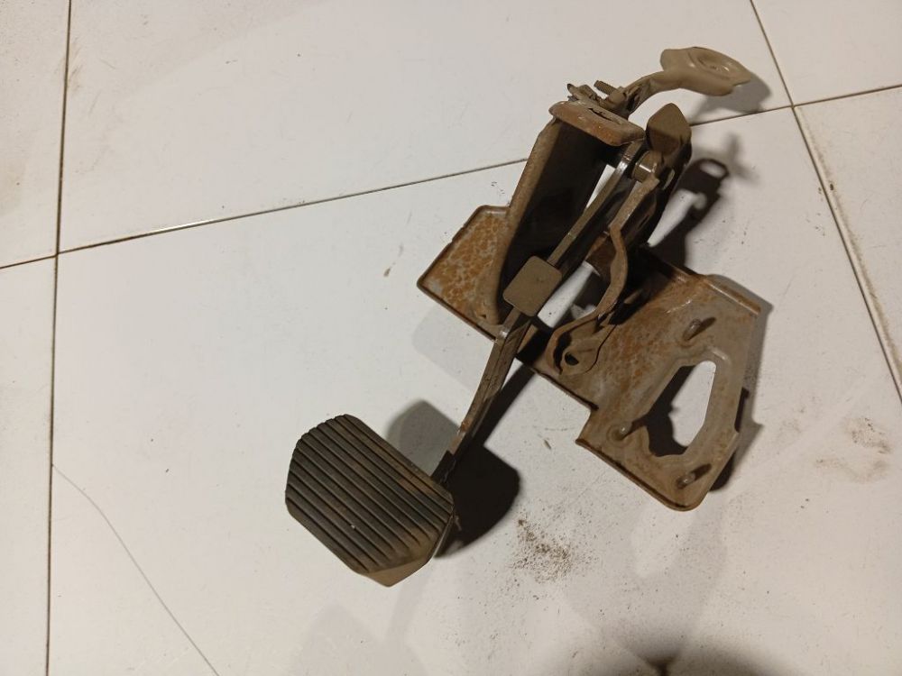 9653873780 Citroen C4 2008 Jarrupoljin