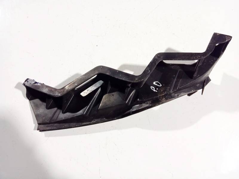 3C0807890 Volkswagen Passat 2006 Bampera turētājs - PRIEKŠA PA LABI - Thumbnail 2