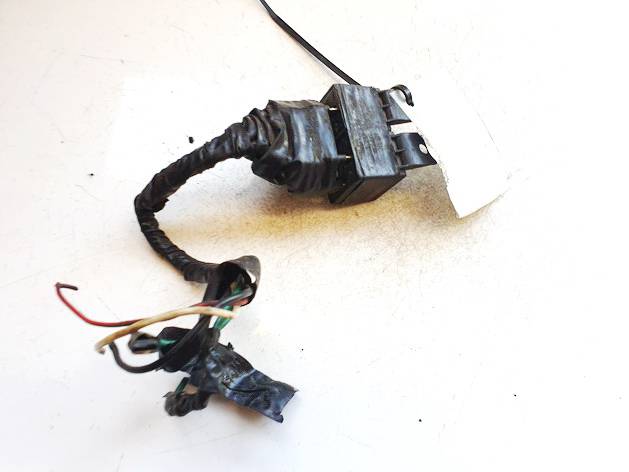 SCB1M1240 Volkswagen Passat 1995 Relay module