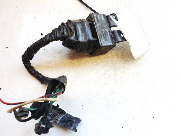 SCB1M1240 Volkswagen Passat 1995 Relay module - Thumbnail 2