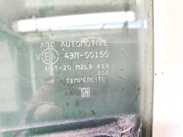 DOT20M2L3AS3 Mitsubishi Eclipse Cross 2019 Oven lasi - TAKANA VASEMMALLA - Thumbnail 2