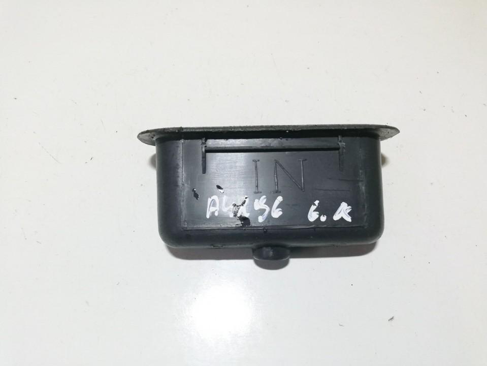 MR8177150 Mitsubishi Pajero Sport 2007 Salona apdare (plastmasas)