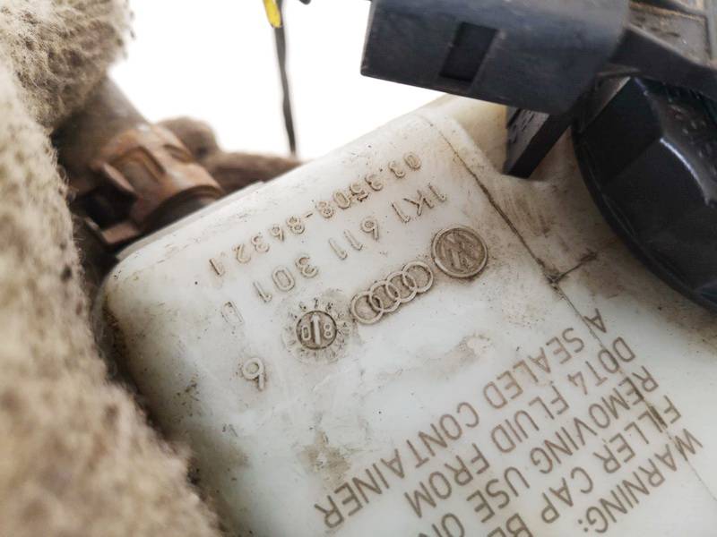 1K1611301D Skoda Octavia 2008 Brake Master Cylinder Reservoir - Thumbnail 2