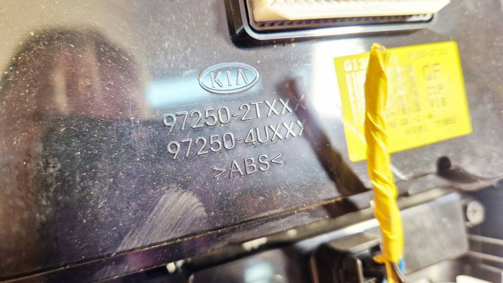 972502TXXX Kia Optima 2013 Climate Control Panel (heater control switches) - Thumbnail 3
