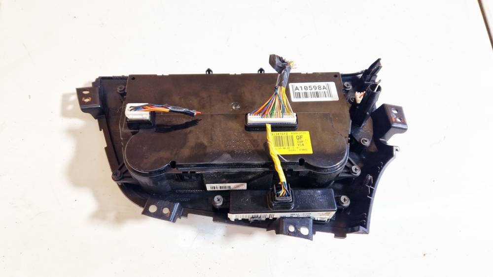 972502TXXX Kia Optima 2013 Climate Control Panel (heater control switches) - Thumbnail 2