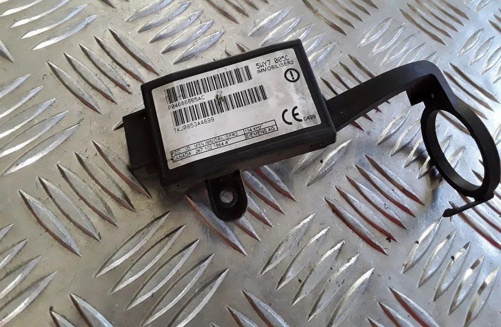 5WY7005C Chrysler Voyager 1999 Иммобилайзер антенна