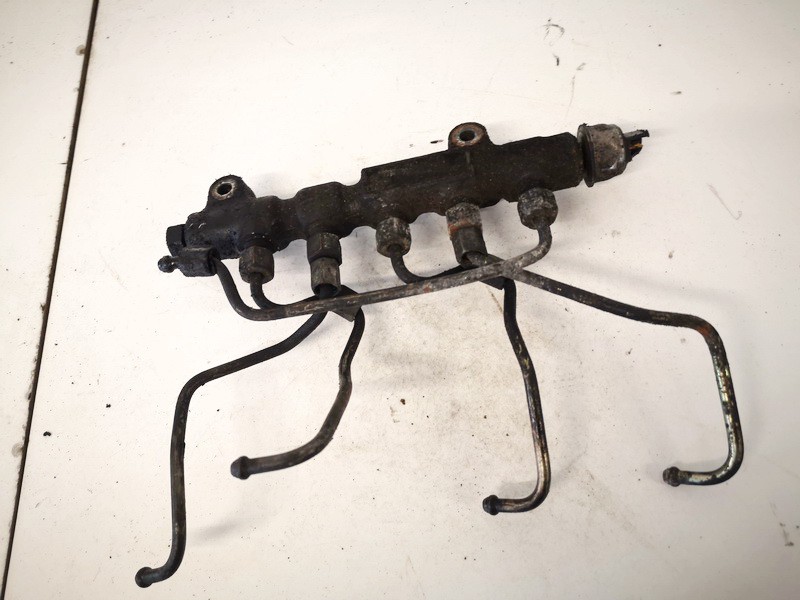 9654592680 Peugeot 407 2006 Fuel injector rail (injectors)(Fuel distributor)