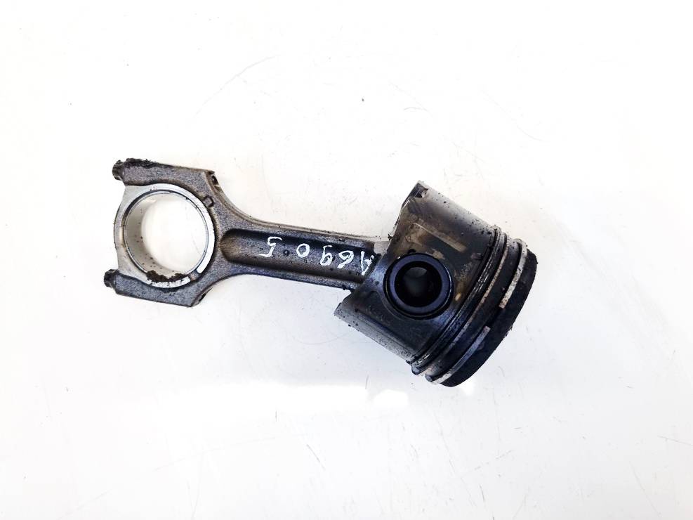 BMW 1-Series 2006 Piston and Conrod (Connecting rod)