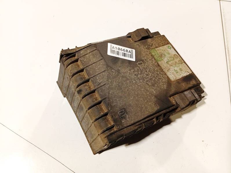 1K0937132F Volkswagen Passat 2007 Boîtier Appareil de Commande Boîte