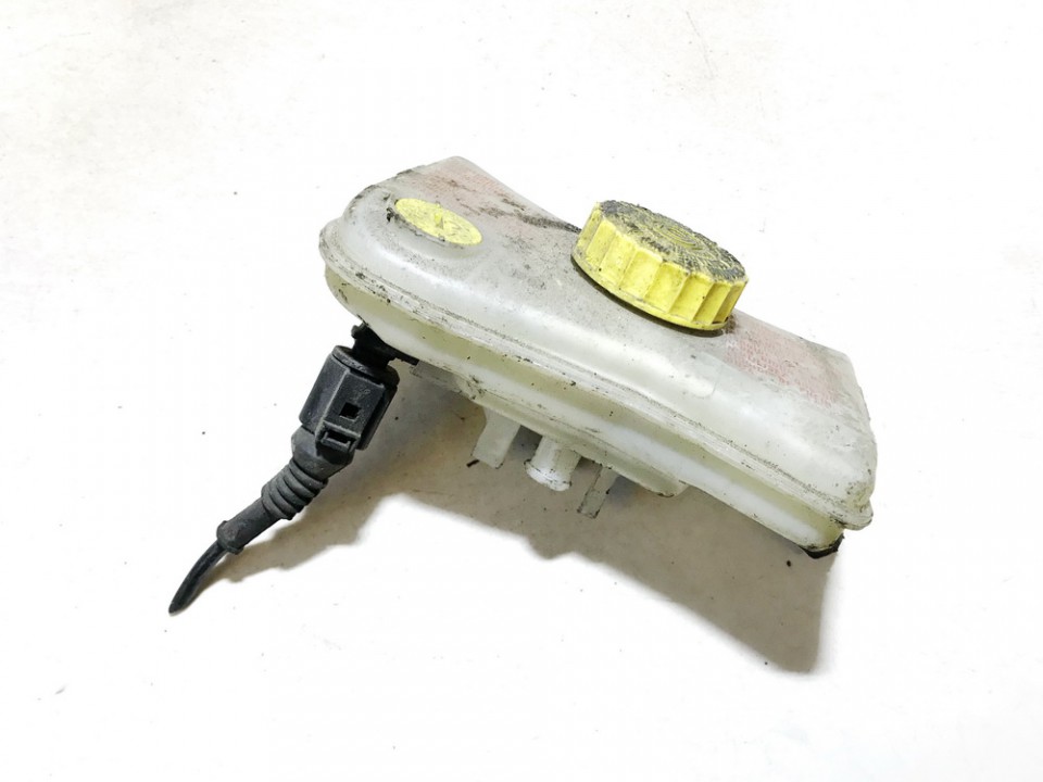8E0611301E Audi A4 2003 Brake Master Cylinder Reservoir