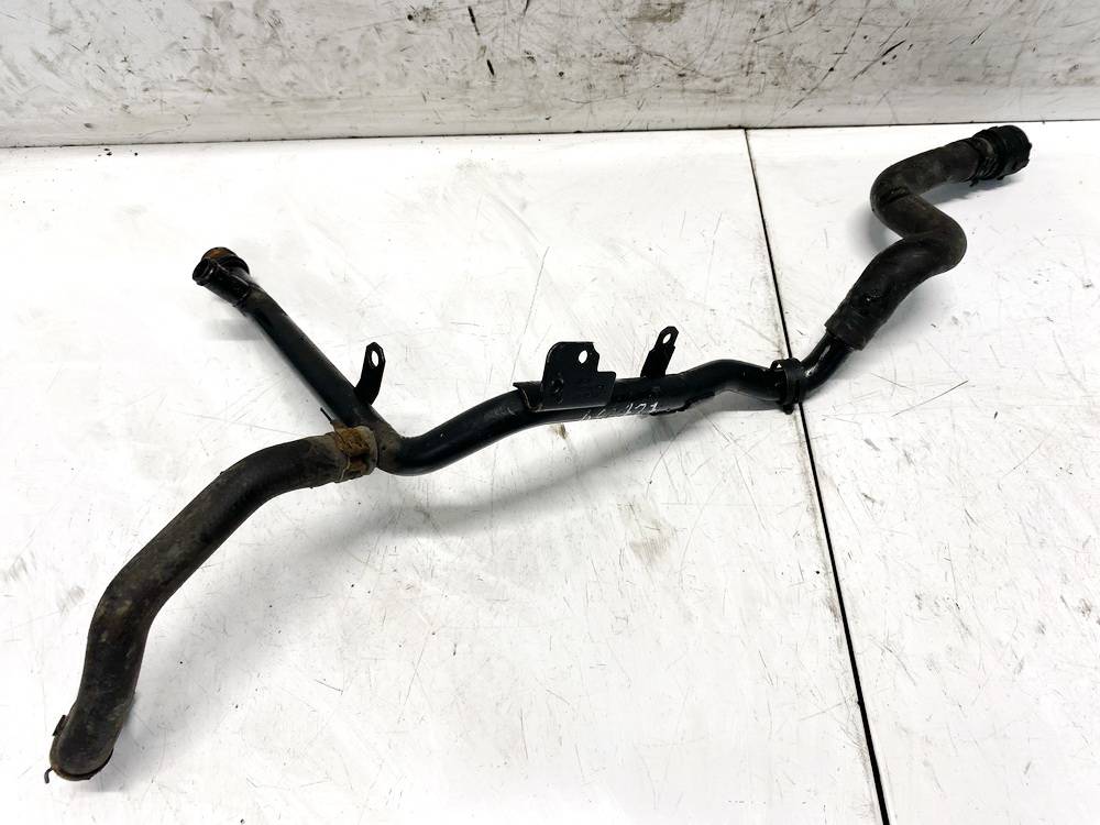 038121065 Volkswagen Caddy 2007 Vandens vamzdelis